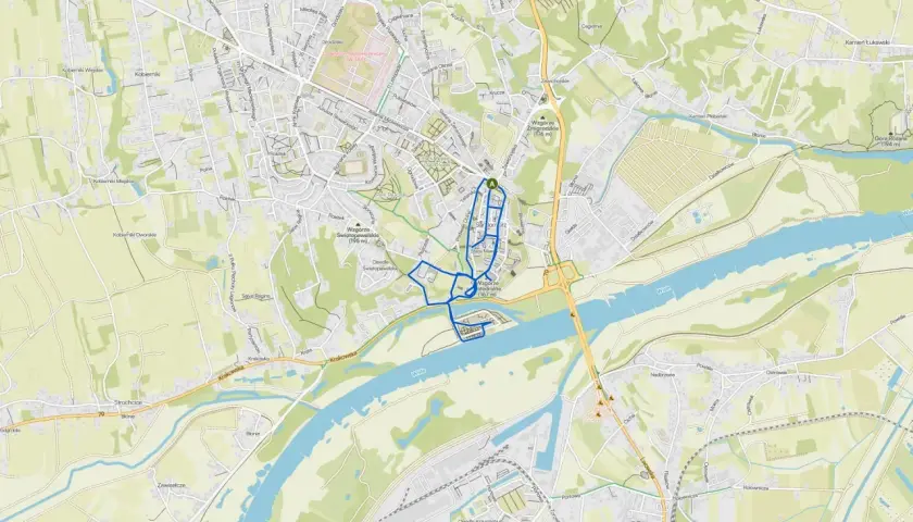 Mapa Sandomierza z zaznaczoną trasą spacerową. Odkryj sandomierz atrakcje, spacerując po malowniczych wzgórzach i uliczkach.