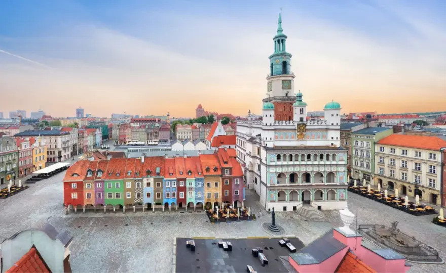 Największe rynki w Polsce - który warto zobaczyć?
