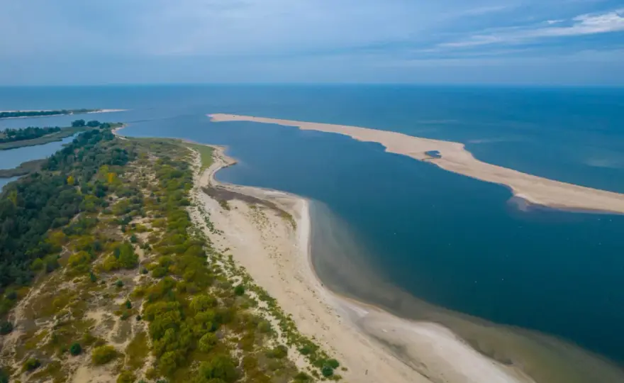 Gdzie pojechać w sierpniu w Polsce? Morze, Mazury czy góry