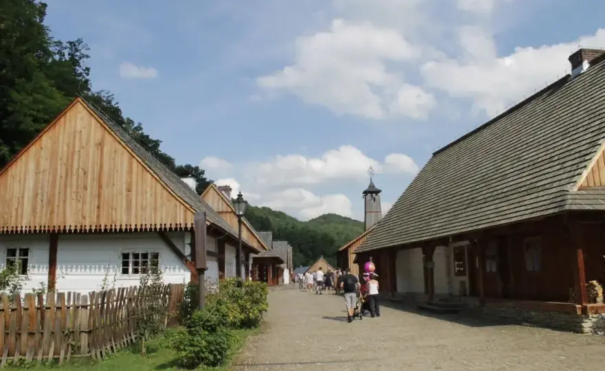 Największy skansen w Polsce? Sierpc czy Sanok